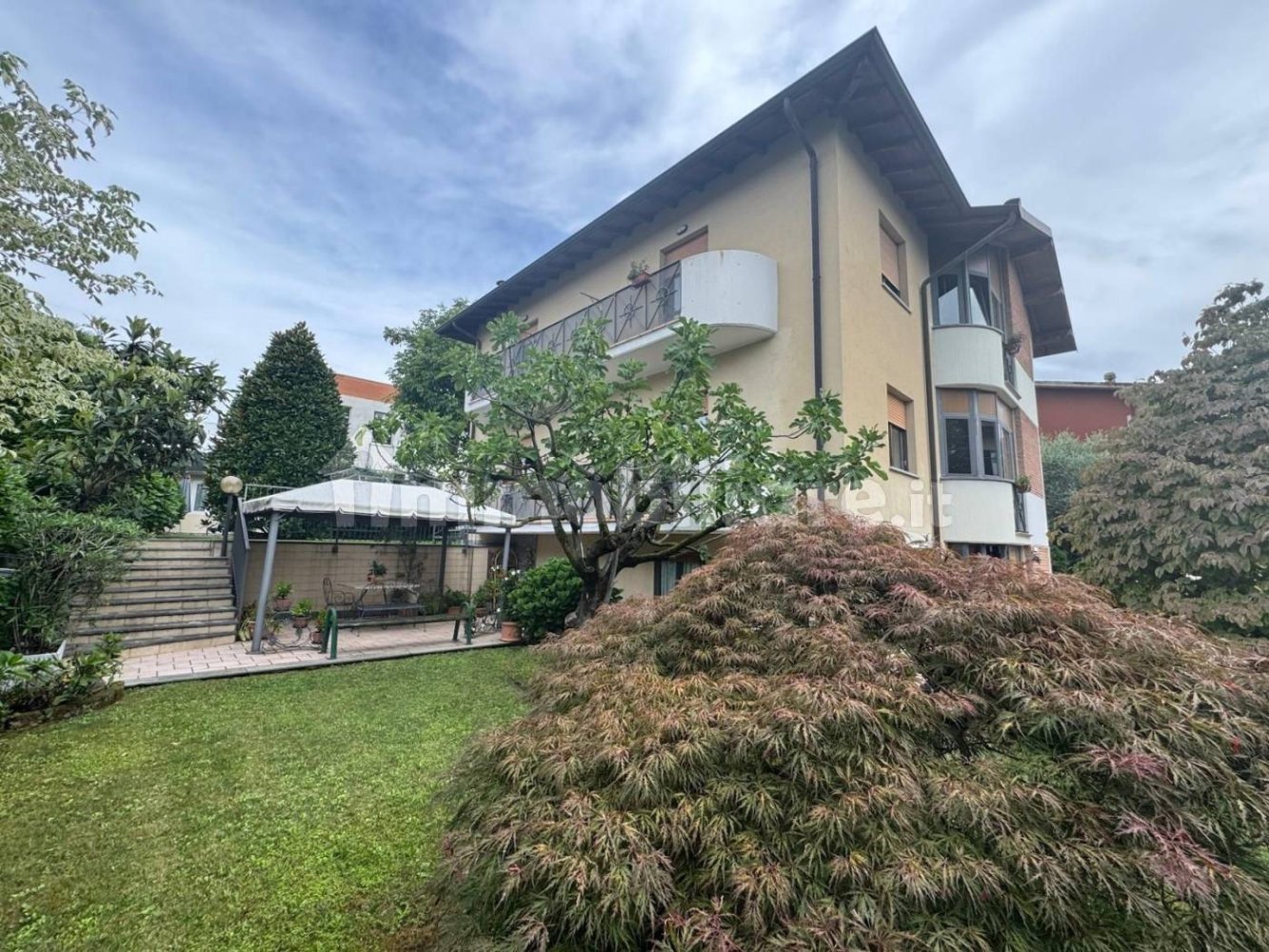 Вилла с 5 спальнями в Индуно Олона, Италия № 282330