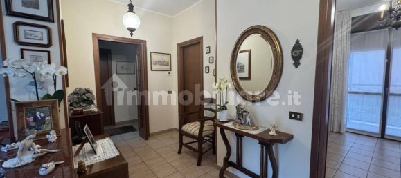 Вилла с 5 спальнями в Индуно Олона, Италия № 282330 15