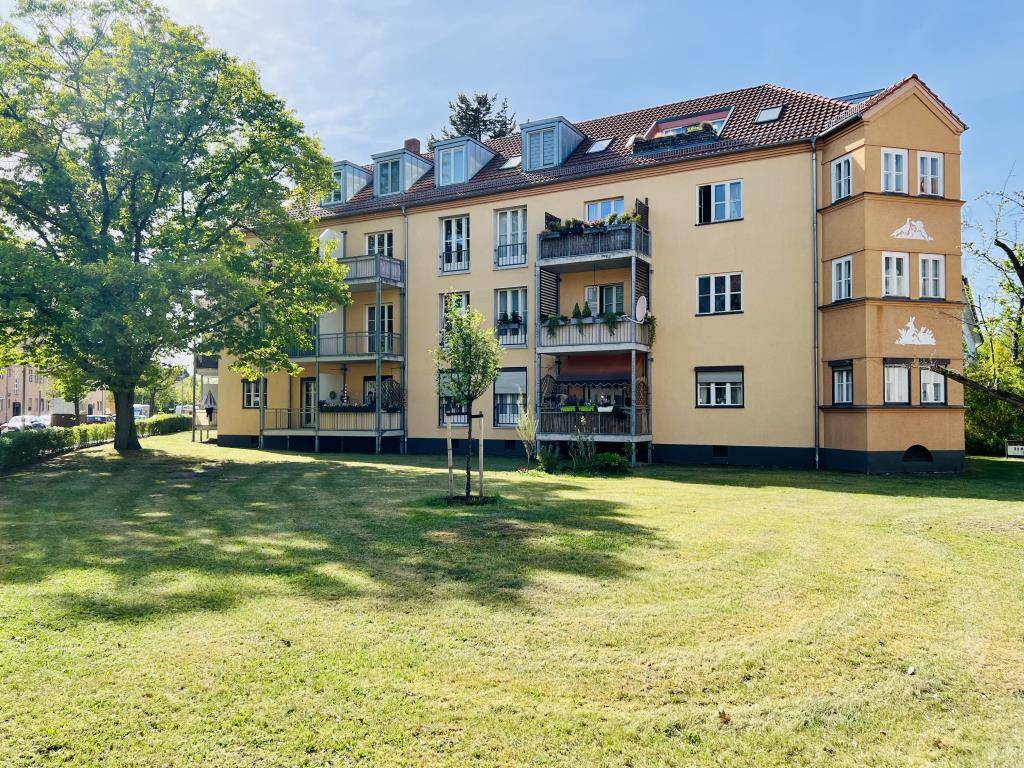 3 rooms Apartment in Zehlendorf, Germany No. 66428