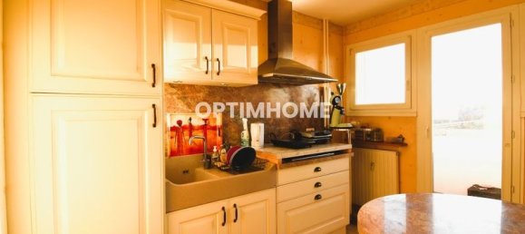 2 bedrooms Apartment in Chalon-sur-Saone, France No. 201365 5