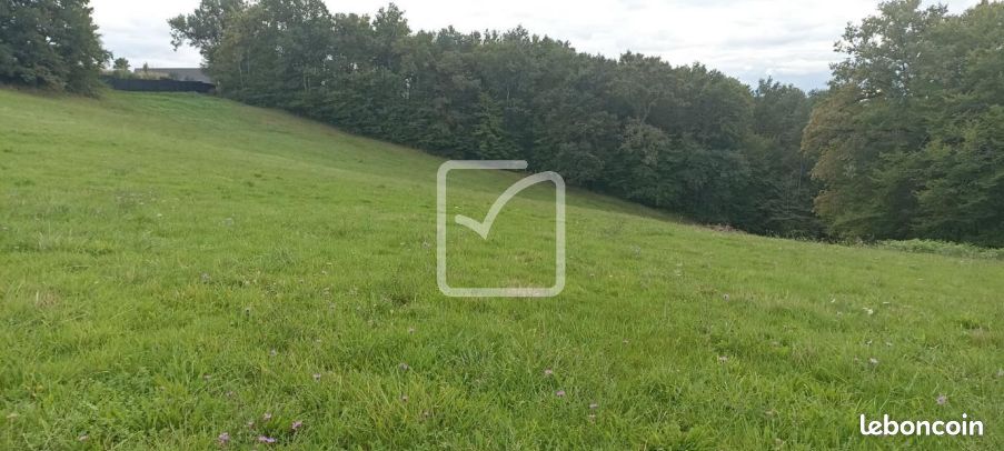 Grundstück in Correze, France 2600m², Nr. 340527