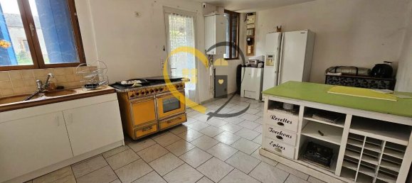 6 Schlafzimmer Haus in Henrichemont, France, Nr. 93635 2