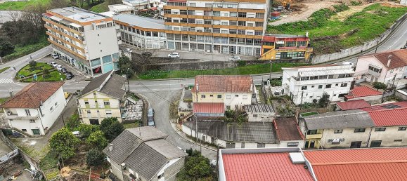 4 bedrooms House in Braga, Portugal No. 17560 22