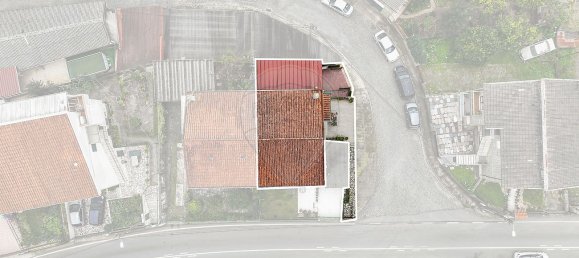 4 bedrooms House in Braga, Portugal No. 17560 26