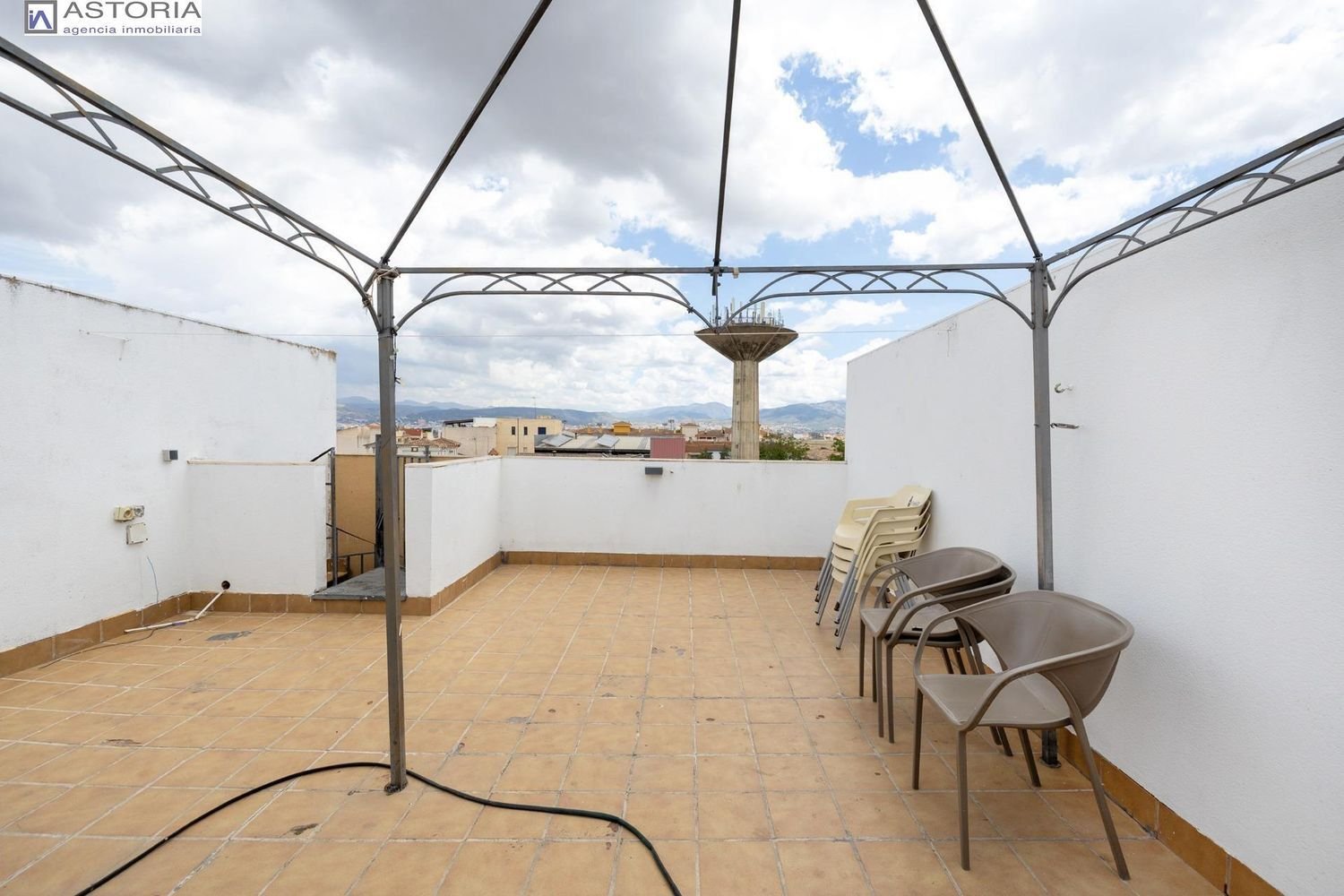 Пентхаус с 2 спальнями в Гранада, Испания № 198216