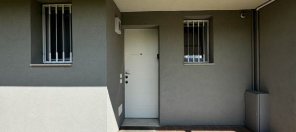 3 rooms Apartment in Soiano del Lago, Italy No. 191634 9