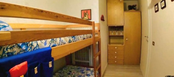 3 rooms Apartment in Soiano del Lago, Italy No. 191634 5