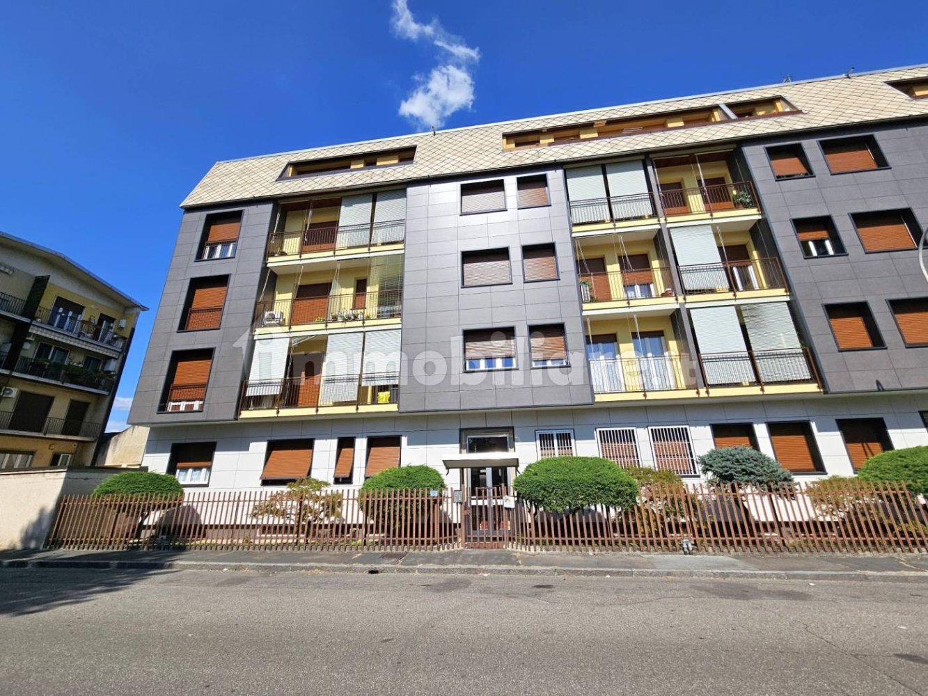 1 bedroom Apartment in Legnano, Italy No. 275185