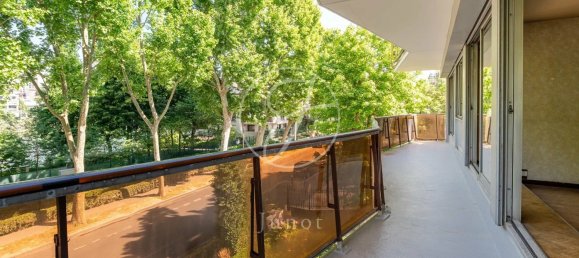 4 bedrooms Apartment in Neuilly-sur-Seine, France No. 114776 11