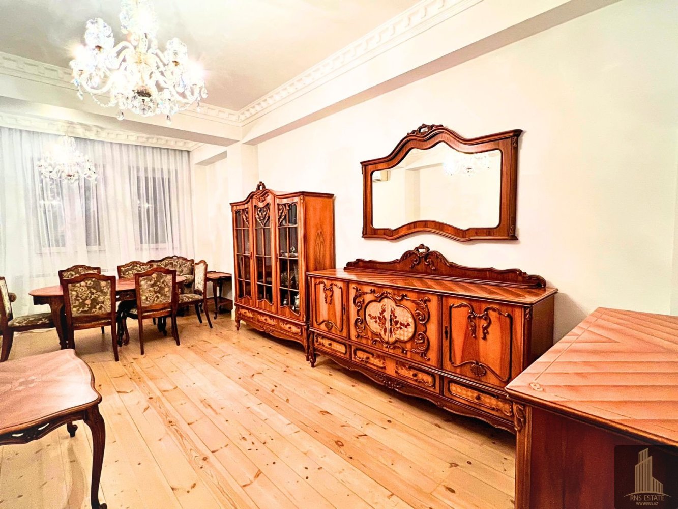 Квартира с 3 спальнями в Баку, Азербайджан № 1882