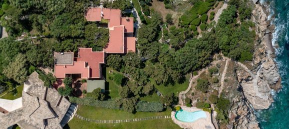 Villa de 5 habitaciónes en Olbia, Italy No. 129726 3