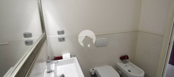 3 bedrooms Apartment in Reggio Emilia, Italy No. 285835 10