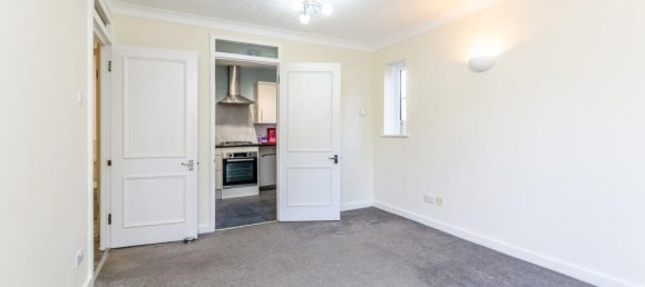 2 bedrooms Apartment in South Croydon, United Kingdom No. 7994 6