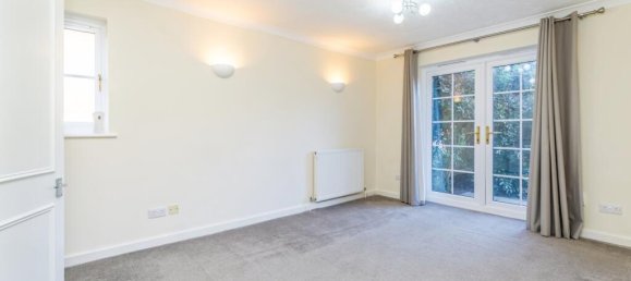 2 bedrooms Apartment in South Croydon, United Kingdom No. 7994 3