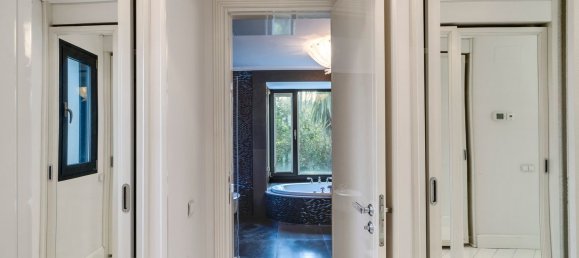 6 Schlafzimmer Villa in Marbella, Spain, Nr. 98937 32