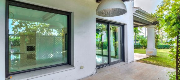 6 Schlafzimmer Villa in Marbella, Spain, Nr. 98937 44