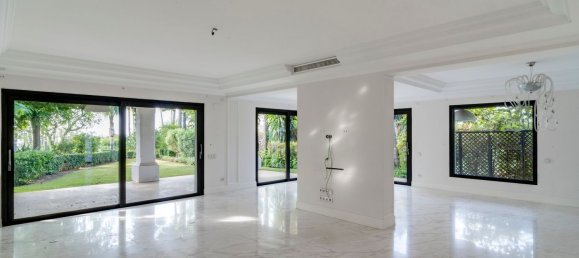 6 Schlafzimmer Villa in Marbella, Spain, Nr. 98937 39