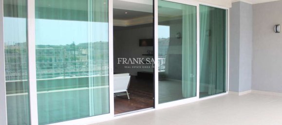 3 bedrooms Apartment in Ta' Xbiex, Malta No. 8720 3