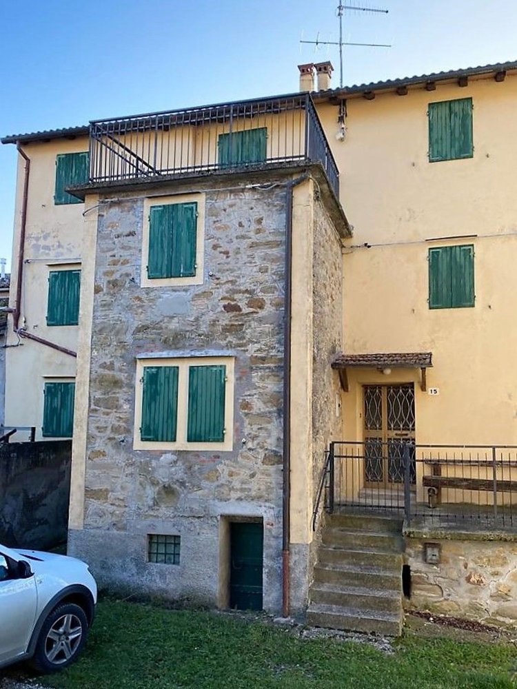 7 rooms House in Monterenzio, Italy No. 74073