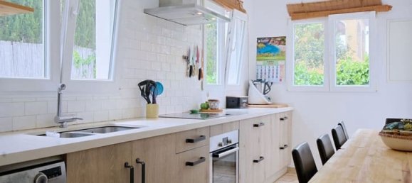 Casa de 4 dormitorios en Alicante, Spain No. 134564 4