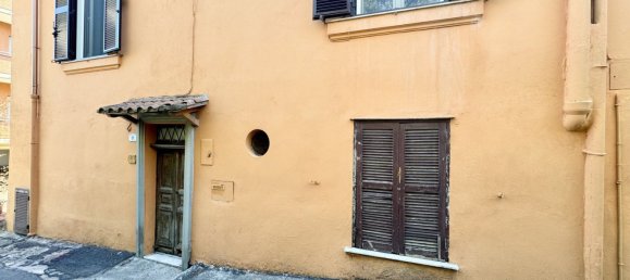 Apartamento de 4 habitaciónes en Nettuno, Italy No. 293616 2