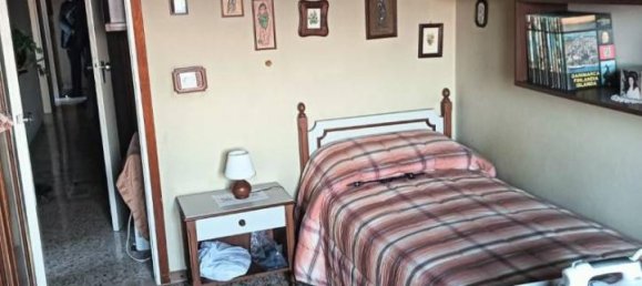 3 rooms Apartment in Modena, Italy No. 120325 8