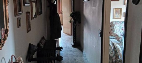 3 rooms Apartment in Modena, Italy No. 120325 12