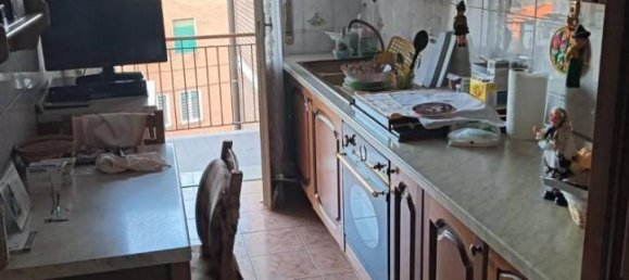 3 rooms Apartment in Modena, Italy No. 120325 3