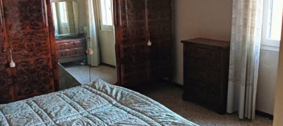 3 rooms Apartment in Modena, Italy No. 120325 6