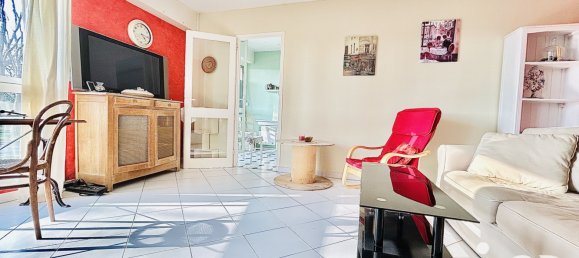 Apartamento de 3 dormitorios en Soissons, France No. 78872 2