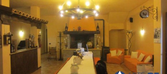 4 rooms Apartment in Montefiascone, Italy No. 289399 2