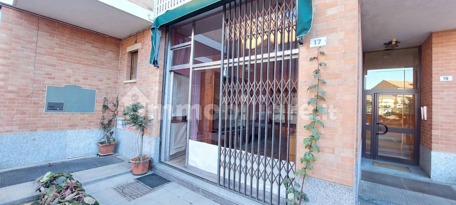 2 rooms Commercial property in Castagnole delle Lanze, Italy No. 90883