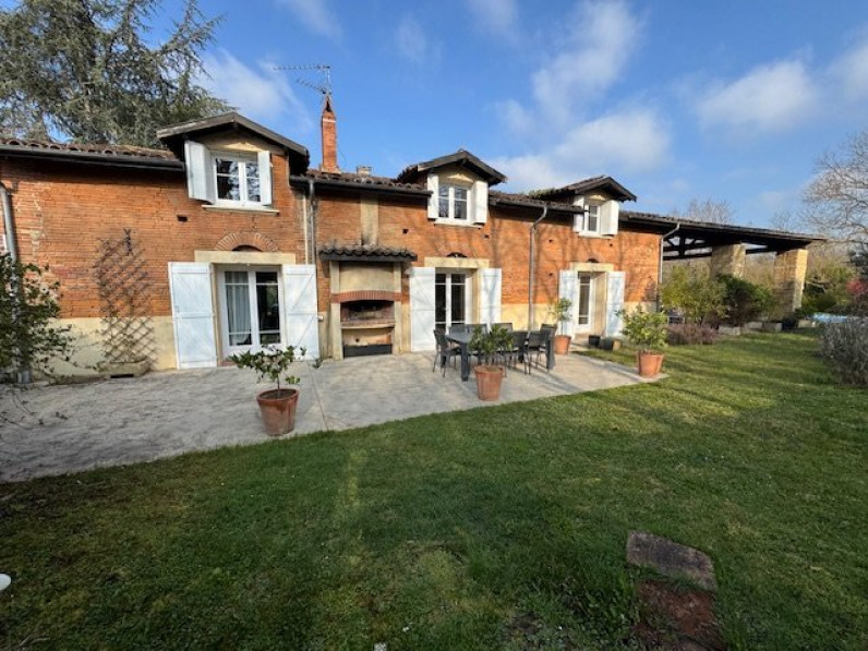 6 bedrooms Villa in Toulouse, France No. 346651