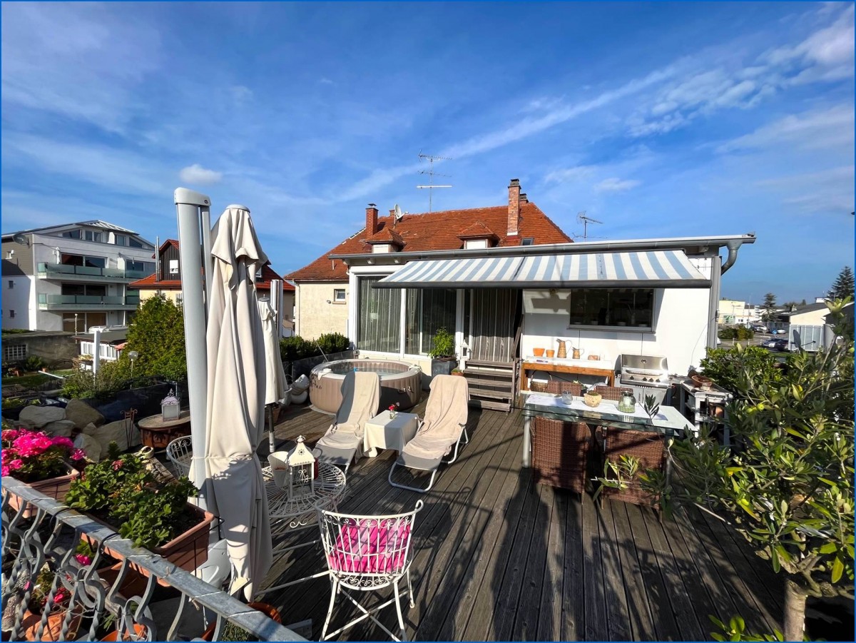 8-salle Propriété commerciale à Baden-Wurttemberg, Germany No. 52986