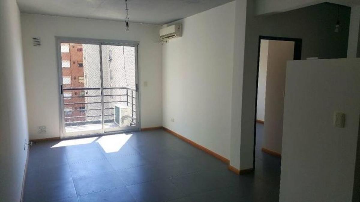 Studio in Buenos Aires, Argentina No. 93045