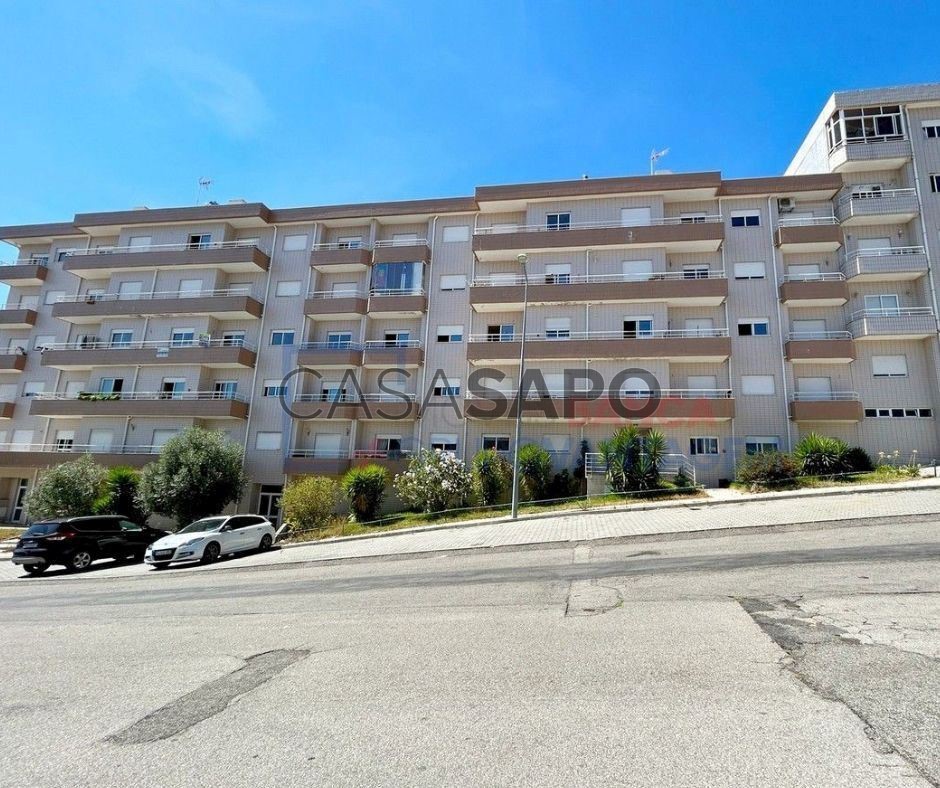Apartamento de 3 dormitorios en Oliveira de Azemeis, Portugal No. 240273