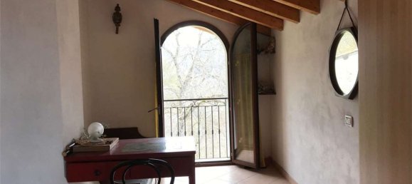 5 bedrooms House in Ponna, Italy No. 364562 10