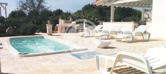 Вилла с 4 спальнями в Остуни, Италия № 121145 7