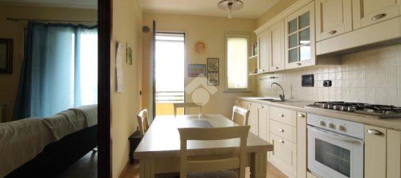 Apartamento de 3 habitaciónes en Reggio Calabria, Italy No. 288217 3