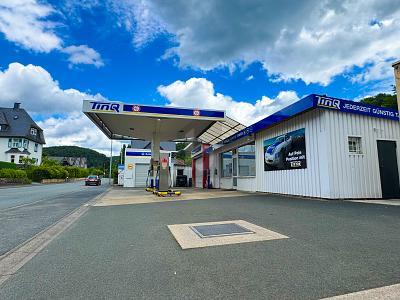 Propiedad comercial de 2 habitaciónes en Lahn-Dill, Germany No. 280590