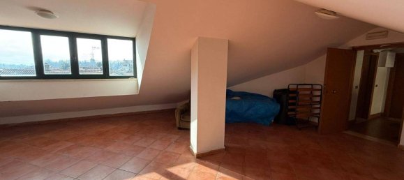 Квартира с 2 комнатами в Лабико, Италия № 166761 7