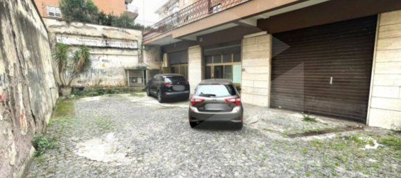 1 room Commercial property in Rome, Italy No. 28938 41