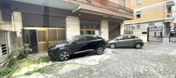1 room Commercial property in Rome, Italy No. 28938 35