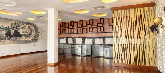 Gewerbliche Immobilie in Lisbon, Portugal 229m², Nr. 82563 2