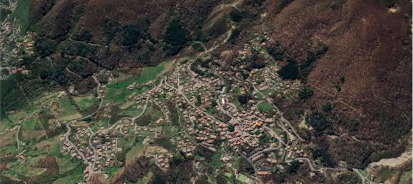 5 rooms House in Lizzano in Belvedere, Italy No. 258178 10