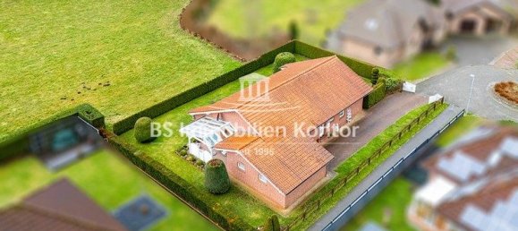 3 bedrooms House in Leer, Germany No. 134056 9
