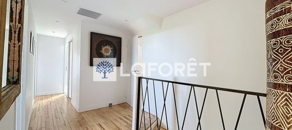 Villa de 3 dormitorios en Neyron, France No. 347576 9