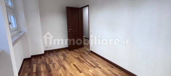 3 rooms Office in Rome, Italy No. 261444 10