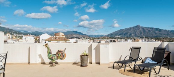 3 bedrooms Penthouse in Marbella, Spain No. 24093 9