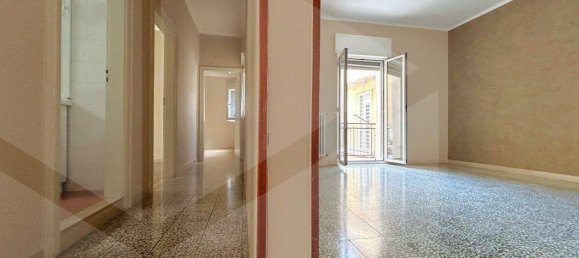 Apartamento de 3 divisões em Triggiano, Italy N.º 21273 7